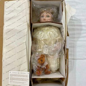 Hamilton Collection Porcelain Doll “Amelia”